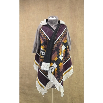 Poncho ekwadorskie - kamizelka ze 100% wełny owczej w odcieniu brązowym .